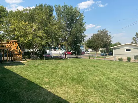 2122 1st Ave E, Williston, ND 58801 photo 24