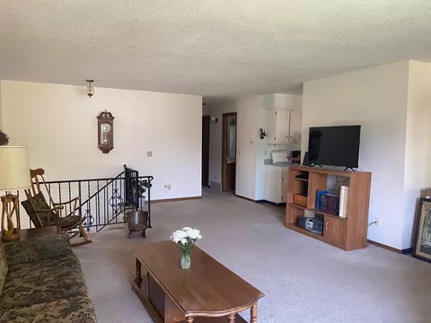 2122 1st Ave E, Williston, ND 58801 photo 5