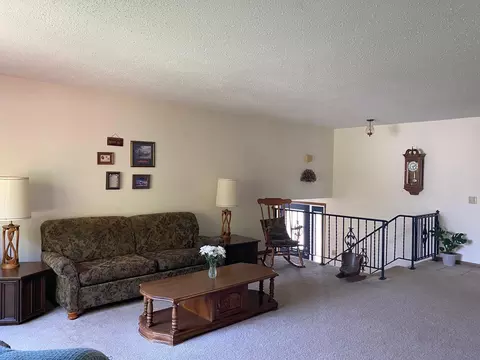 2122 1st Ave E, Williston, ND 58801 photo 3