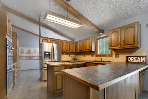 1719 4th Ave E, Williston, ND 58801 photo 12