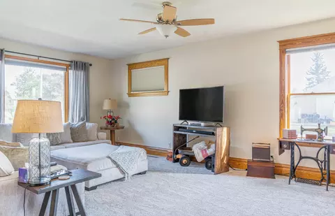 803 1st Ave E, Williston, ND 58801 photo 9