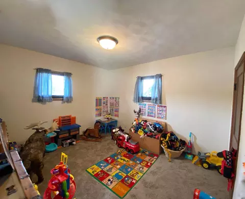 904 1st Ave W, Williston, ND 58801 photo 10