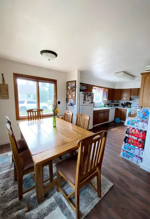 904 1st Ave W, Williston, ND 58801 photo 18