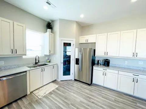 13919 Western Way, Williston, ND 58801 photo 3