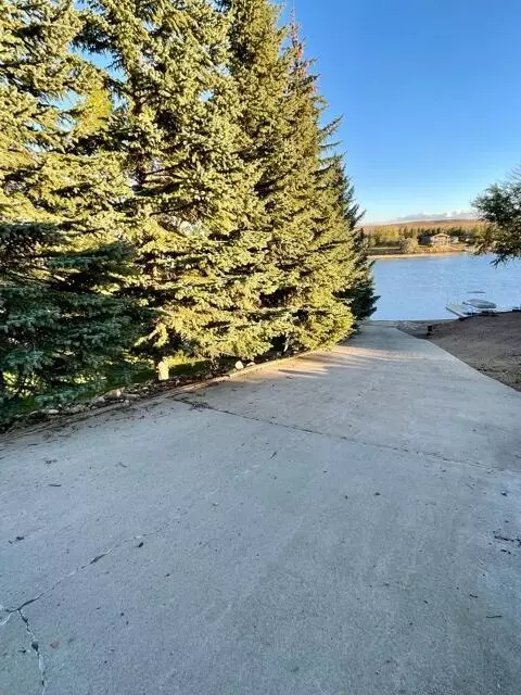 148 Blacktail Dr, Williston, ND 58801 photo 26