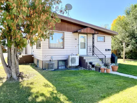 601 W Broadway, Williston, ND 58801 photo 2