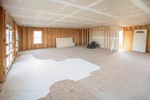 2206 16th St E, Williston, ND 58801 photo 46
