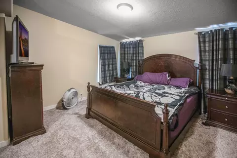 2206 16th St E, Williston, ND 58801 photo 25