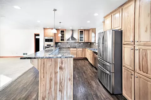 5459 Mathew Ave, Williston, ND 58801 photo 17
