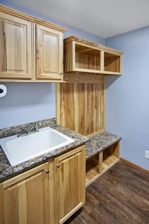 5459 Mathew Ave, Williston, ND 58801 photo 12