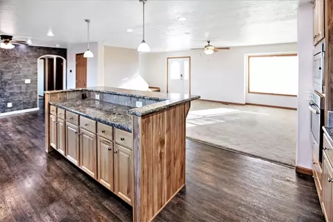 5459 Mathew Ave, Williston, ND 58801 photo 16