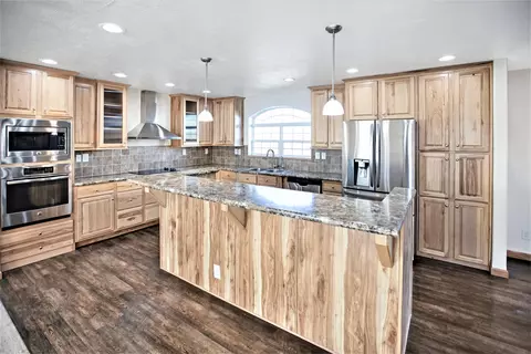 5459 Mathew Ave, Williston, ND 58801 photo 18