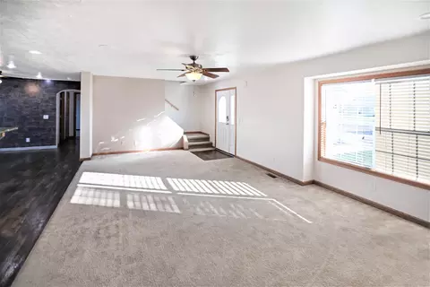 5459 Mathew Ave, Williston, ND 58801 photo 21