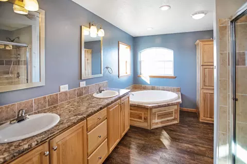 5459 Mathew Ave, Williston, ND 58801 photo 25