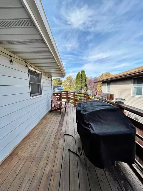 1306 22nd St W, Williston, ND 58801 photo 34