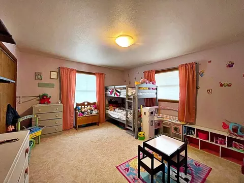 1306 22nd St W, Williston, ND 58801 photo 18