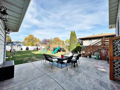 1306 22nd St W, Williston, ND 58801 photo 36