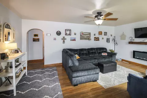 420 17th St W, Williston, ND 58801 photo 10