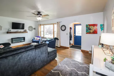 420 17th St W, Williston, ND 58801 photo 11