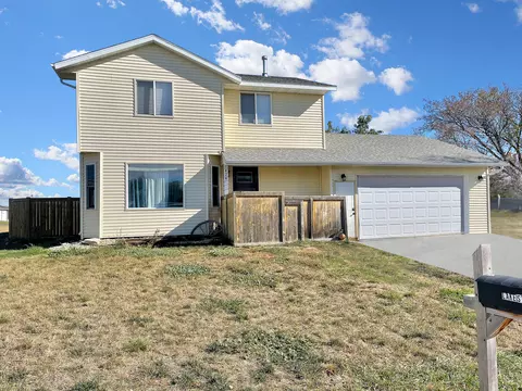424 Lake St, Ray, ND 58849 photo 1