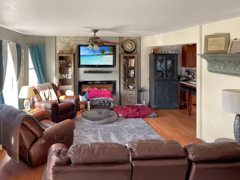 424 Lake St, Ray, ND 58849 photo 4