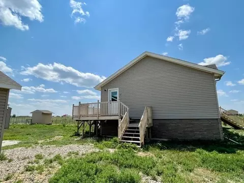 5740 Patriot Ln, Williston, ND 58801 photo 3
