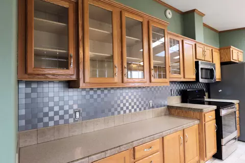 2018 Bison Dr, Williston, ND 58801 photo 10