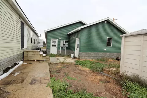 2018 Bison Dr, Williston, ND 58801 photo 2
