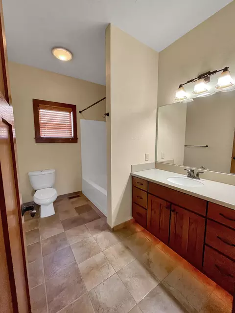 2416 27th Ave W, Williston, ND 58801 photo 9