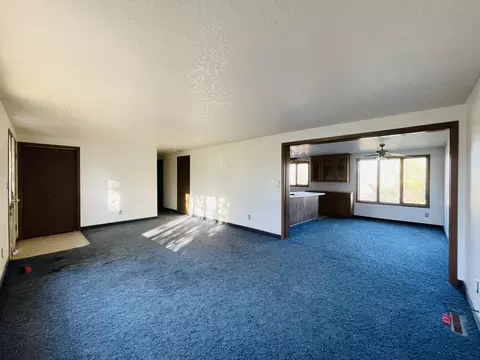 12286 Sidney Cir, Sidney, MT 59270 photo 3