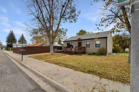 411 17th St W, Williston, ND 58801 photo 18