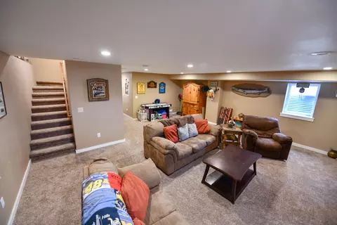 13679 Cherry St NW, Williston, ND 58801 photo 47