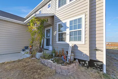 13679 Cherry St NW, Williston, ND 58801 photo 9