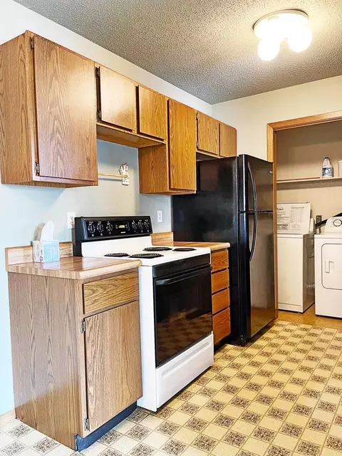 2605 18th Ave W, Williston, ND 58801 photo 10