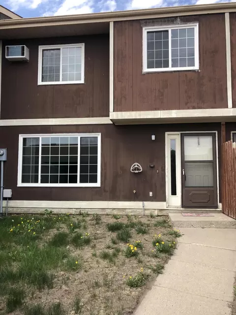 2605 18th Ave W, Williston, ND 58801 photo 2