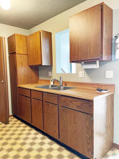 2605 18th Ave W, Williston, ND 58801 photo 11
