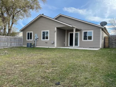 1818 29th St W, Williston, ND 58801 photo 16