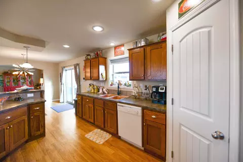 5466 Matthew Ave NW, Williston, ND 58801 photo 43