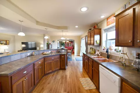 5466 Matthew Ave NW, Williston, ND 58801 photo 41