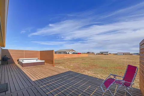 5466 Matthew Ave NW, Williston, ND 58801 photo 12