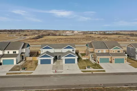 513 45th St E, Williston, ND 58801 photo 54