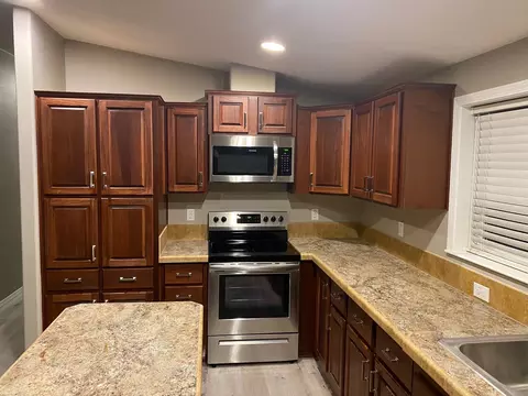 5618 Stoneview Ave, Williston, ND 58801 photo 3