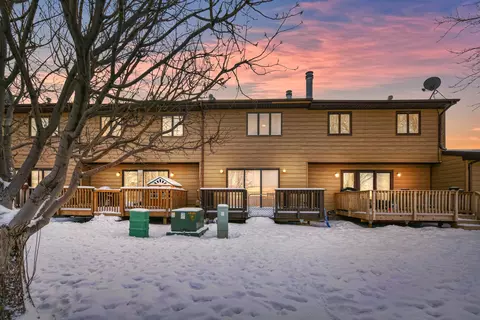 2409 N Main Ct, Williston, ND 58801 photo 4