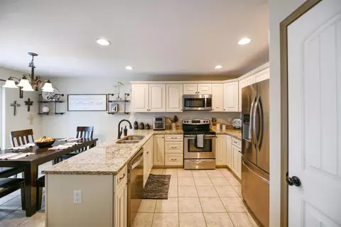5819 Vanessa Ave, Williston, ND 58801 photo 12