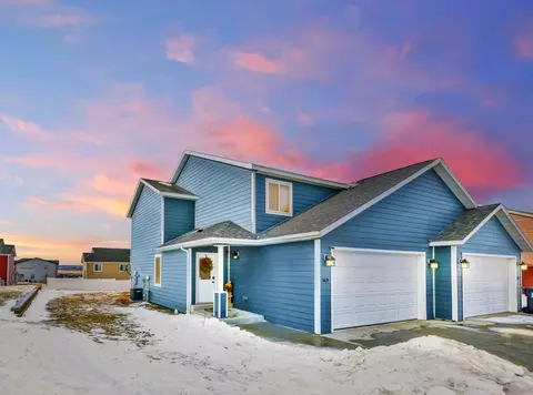 5819 Vanessa Ave, Williston, ND 58801 photo 1