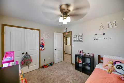 5819 Vanessa Ave, Williston, ND 58801 photo 35