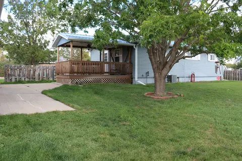 501 7th St W, Williston, ND 58801 photo 6