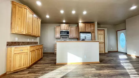310 4th Ave SE, Arnegard, ND 58835 photo 17