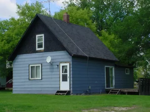 111 Wells St SE, Pingree, ND 58476 photo 1