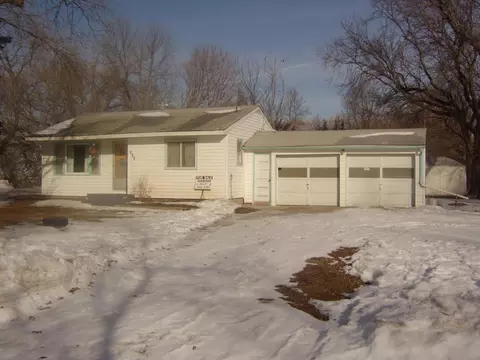 404 3rd St N, Litchville, ND 58461 photo 1